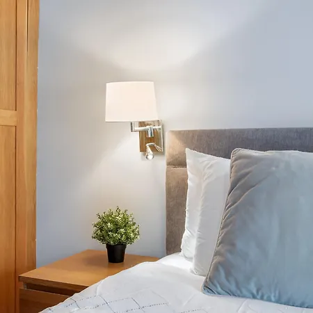 Robins Nest Apartment