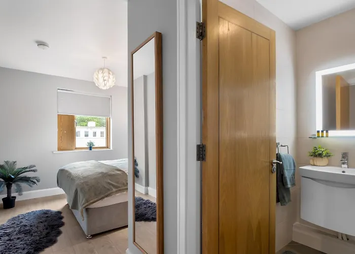 Robins Nest * Clifden